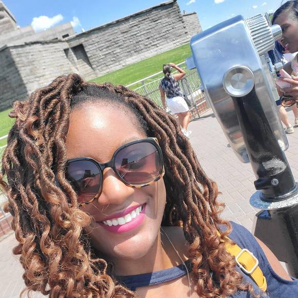 Meet your Posher, Brittany - Picture 1 of 1